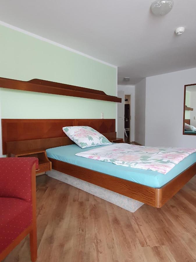 City Hotel Bauer Limabach - Oberfrohna Exteriör bild